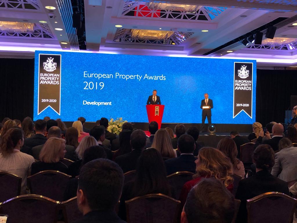 db128db5-aafa-4f20-a4f5-adbe5c6f4e0c